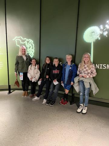 Third Grade goes to the Natural History Museum. 